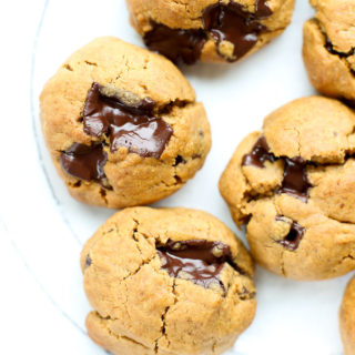 Flourless Peanut Butter Chocolate Chunk Cookies Recipe
