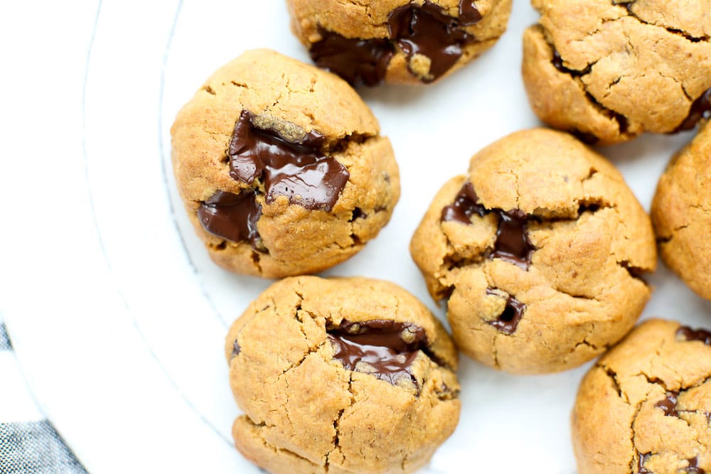 Flourless Peanut Butter Chocolate Chunk Cookies Recipe