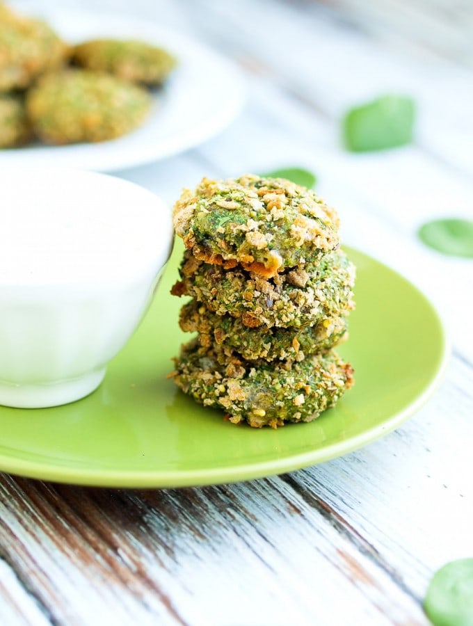 These homemade spinach nuggets are perfect for toddlers, kids, or adults! They are totally addicting dipped in ranch dressing. This is a great way to eat more greens!