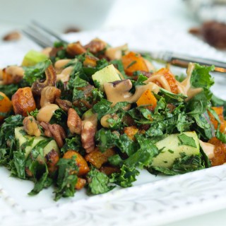 Autumn Kale Salad Recipe. This easy kale salad recipe will make your family beg them to serve them kale! The oil-free dressing is AMAZING. Gluten-free and vegan recipe.