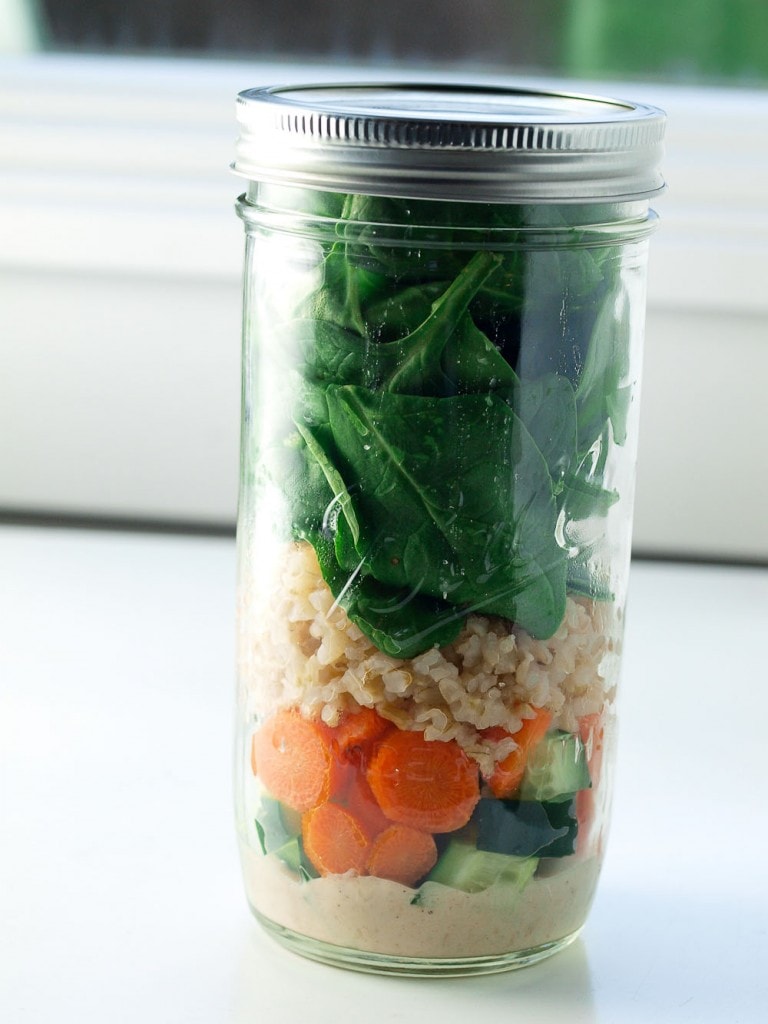 Mason-Jar-Salad