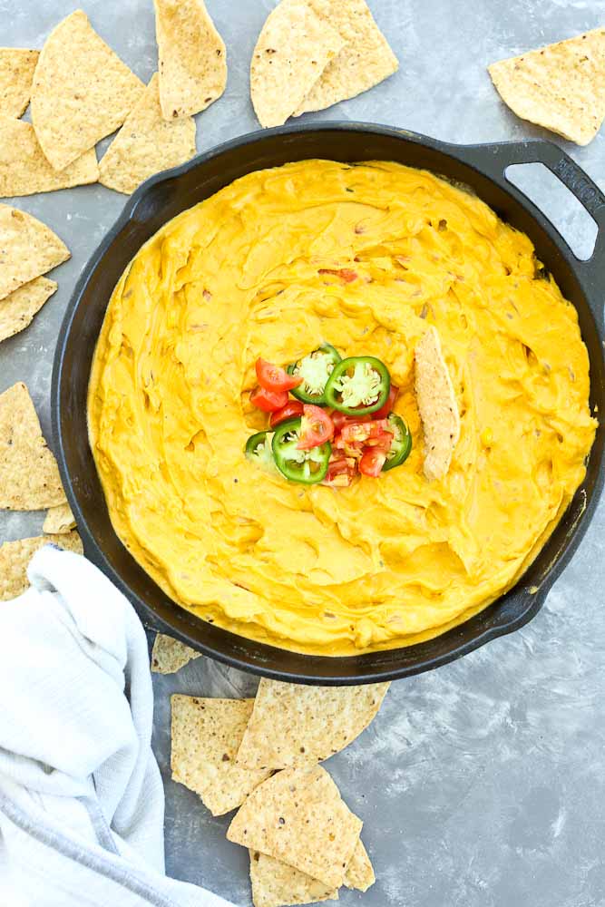 The BEST loaded vegan queso dip recipe ever