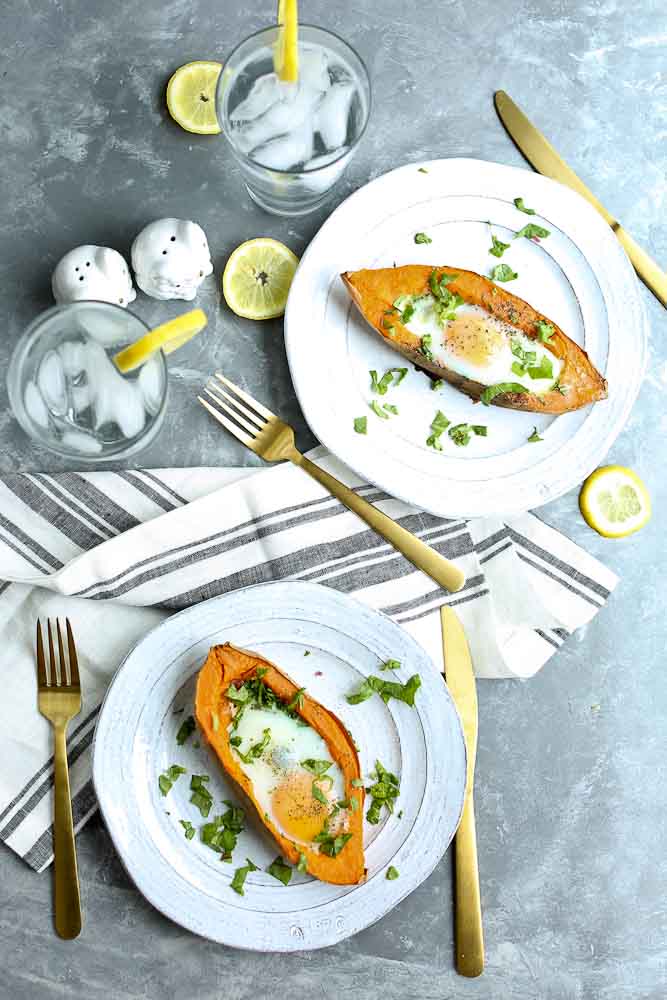 Recipe for Baked Eggs with Spinach in Sweet Potato Boats. 