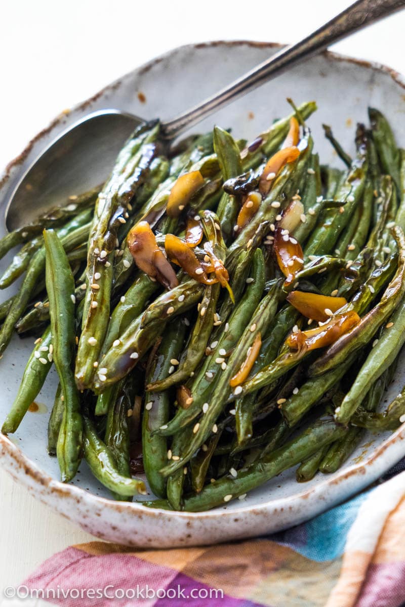 Green Bean Recipes--oven roasted green beans with garlic soy glaze