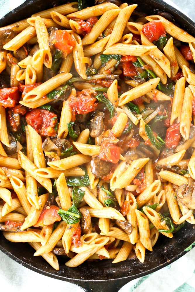 Whole Wheat Penne with Mushrooms, Spinach, and Tomatoes - Happy Healthy ...