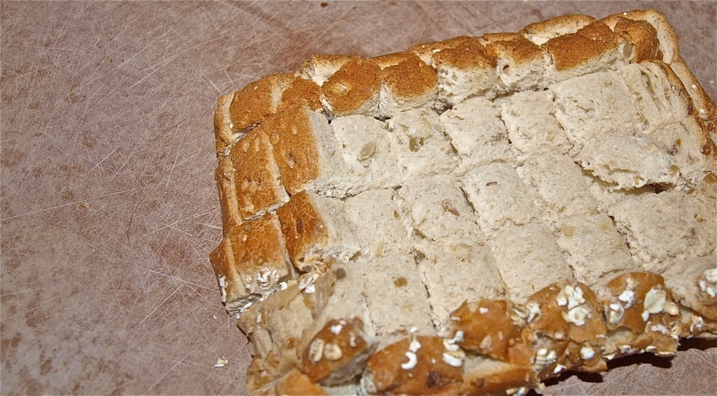 Bread cubes for croutons