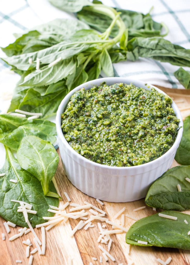 Homemade Pesto with Spinach 