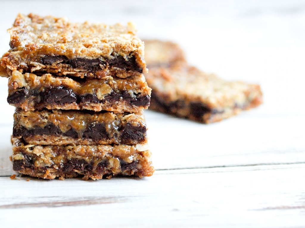 Yes, Vegan and Gluten-free Carmelitas are possible! These are rich, decadent, ooey, and gooey! A dessert everyone can agree on. 