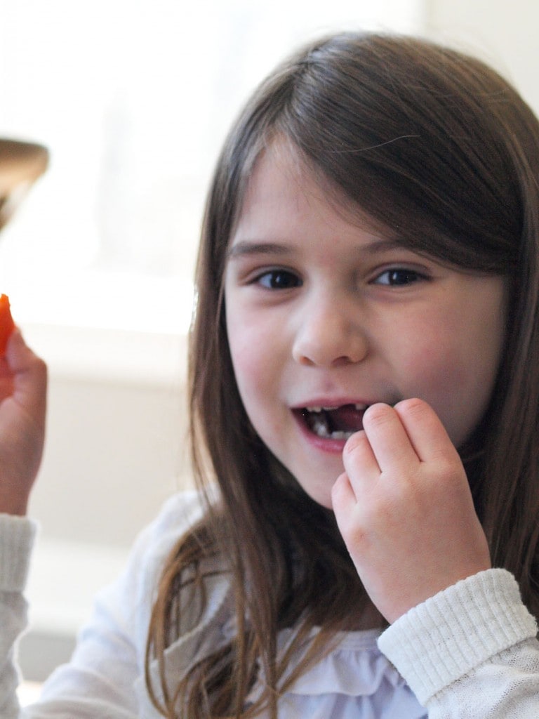 Rainbow Smoothies--Teach Your Kids about Eating The Rainbow with this fun tasting activity!