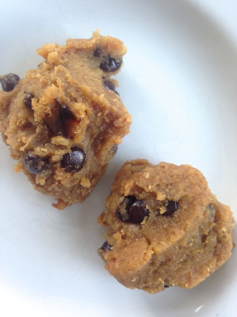 What I Ate Wednesday--healthy food inspiration. Check out a full day of food from a busy mama who tries to eat healthy!