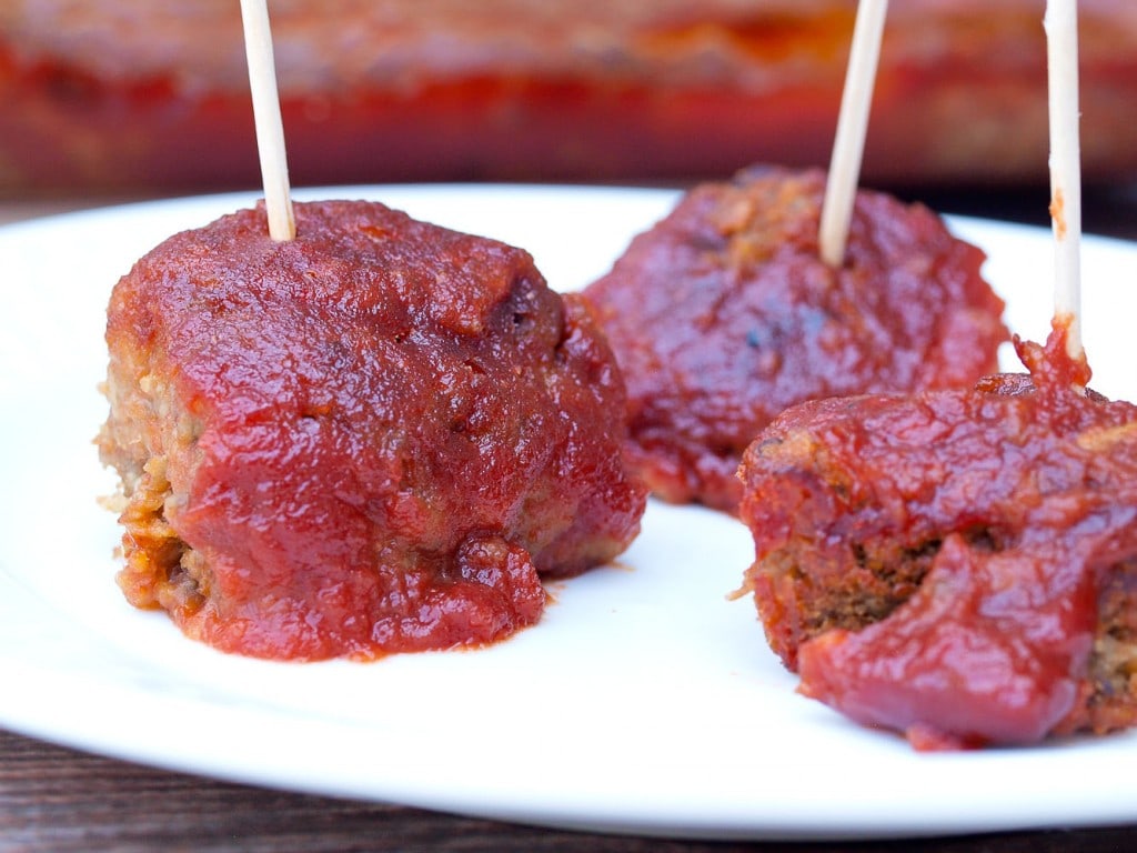 These Comforting No-Meat Balls have all the flavor and comfort of traditional meatballs, but without the meat! Take the #MeatlessMondayNight challenge and add these to your game day line up! This is a vegan, gluten-free, and dairy-free recipe.