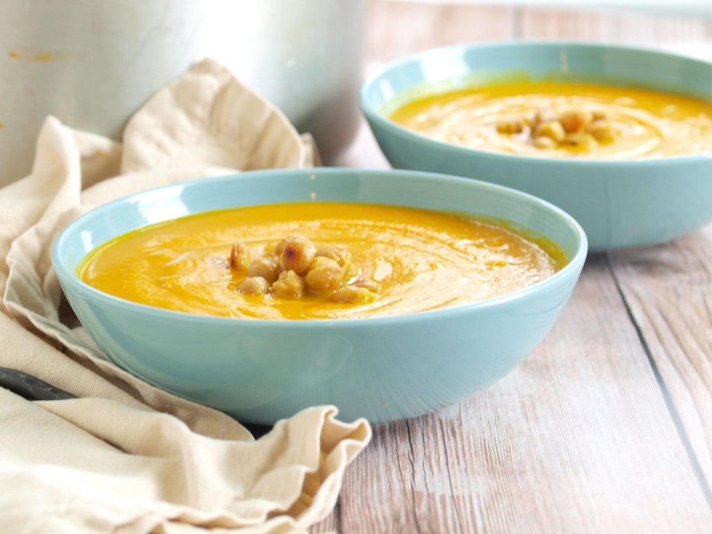 Curried Carrot and Sweet Potato Soup. A healthy, easy soup recipe that is a perfect fall recipe! Naturally gluten-free and can be made vegan. 