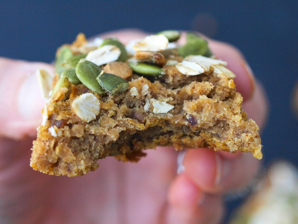 Immunity Boosting Breakfast Bars Recipe.  These healthy breakfast bars are full of nutrients that are known to boost your immune system! Let food be your medicine and fight the sickness before it hits. They are gluten-free, vegan, and totally delicious!
