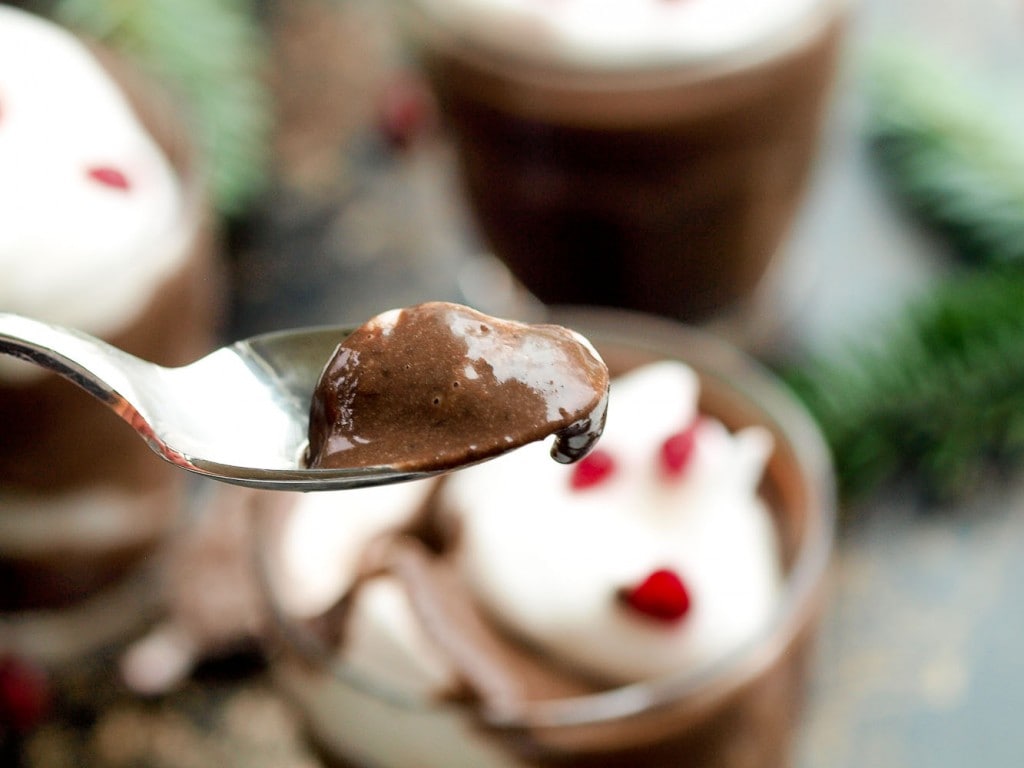 Vegan Chocolate Pudding recipe. This vegan chocolate pudding is NOT made with avocado or tofu. You won't believe what makes this pudding the healthiest pudding you've ever had. Best-tasting, too!