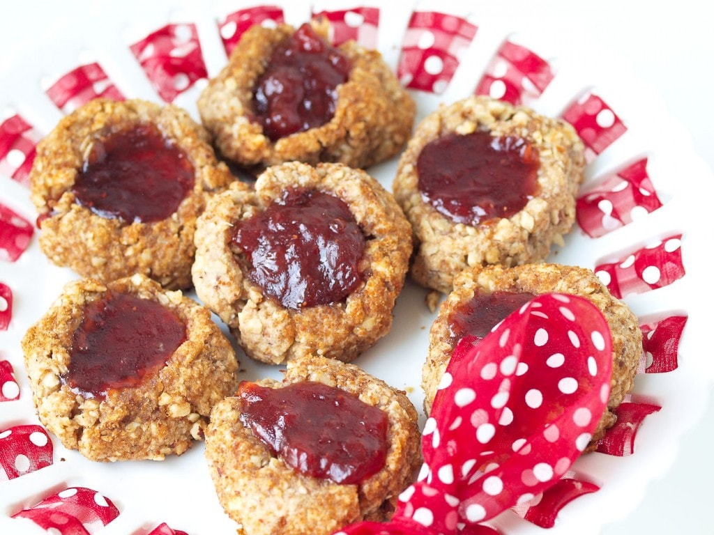 Vegan and Healthy Thumbprint Cookie Recipe. These thumbprint cookies are whole grain, naturally sweetened, and take less than 30 minutes total to make! Yep--quick, easy, AND healthy. 