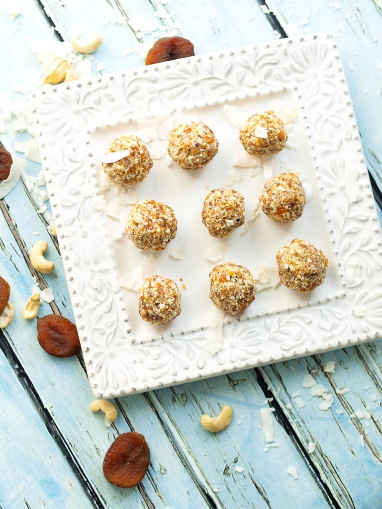 Coconut Apricot Energy Balls recipe. Vegan, gluten-free recipe, no added sugar, takes about 10 minutes to make. Great portable snack idea to have on hand--my kids love these. 