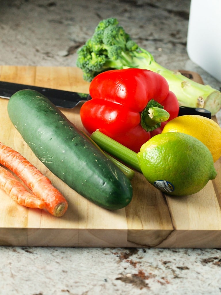 Mason-Jar-Salad-prep