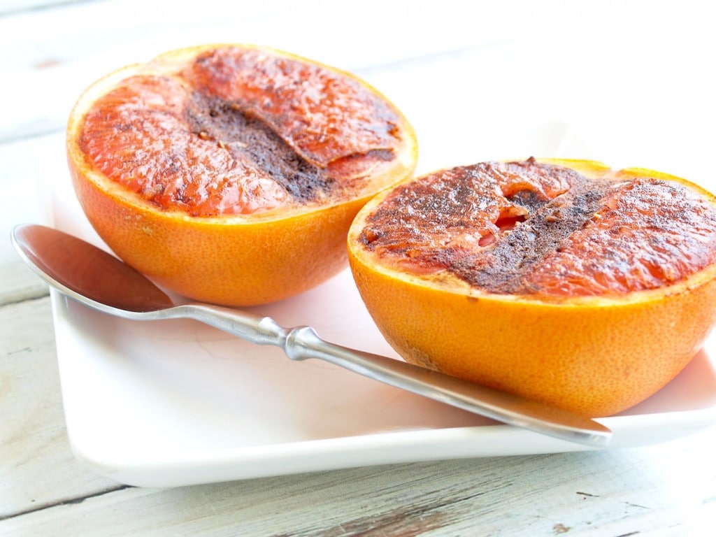 Spiced Broiled Grapefruit recipe. This makes the perfect healthy breakfast or snack. Vegan, gluten-free, and so refreshing!