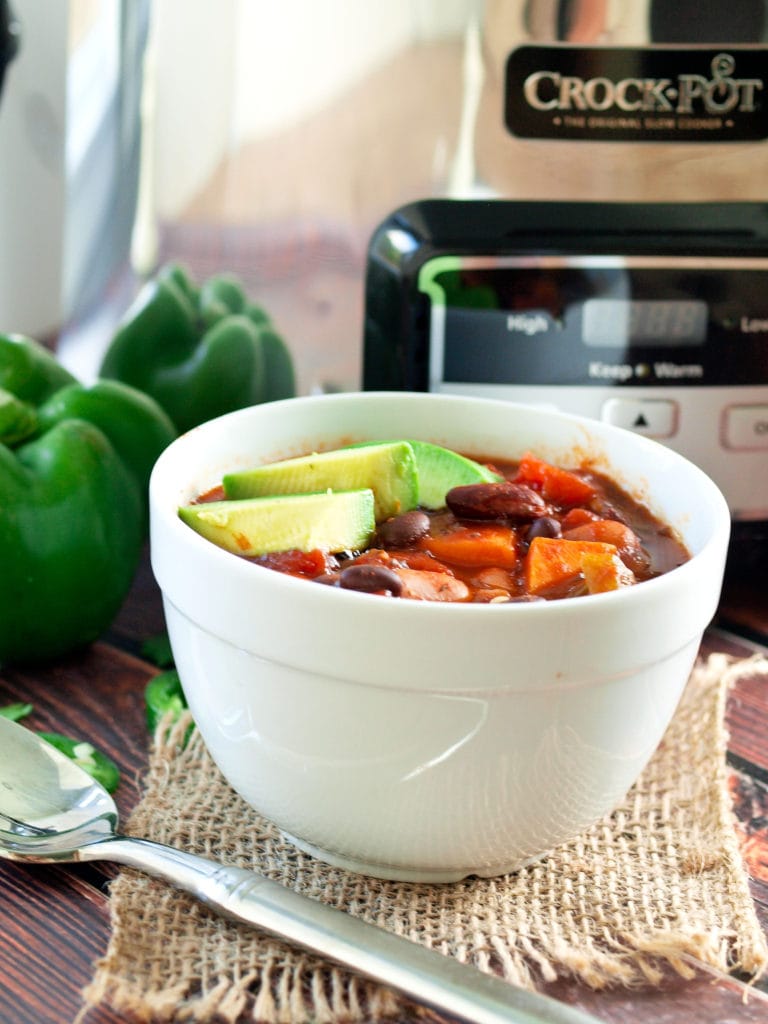 Superfoods Vegan Chili in the Slow Cooker