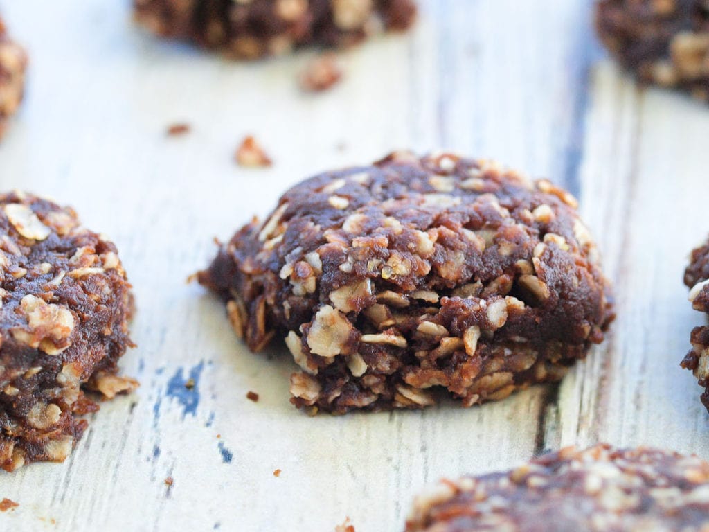 Healthy No-Bake Chocolate cookies