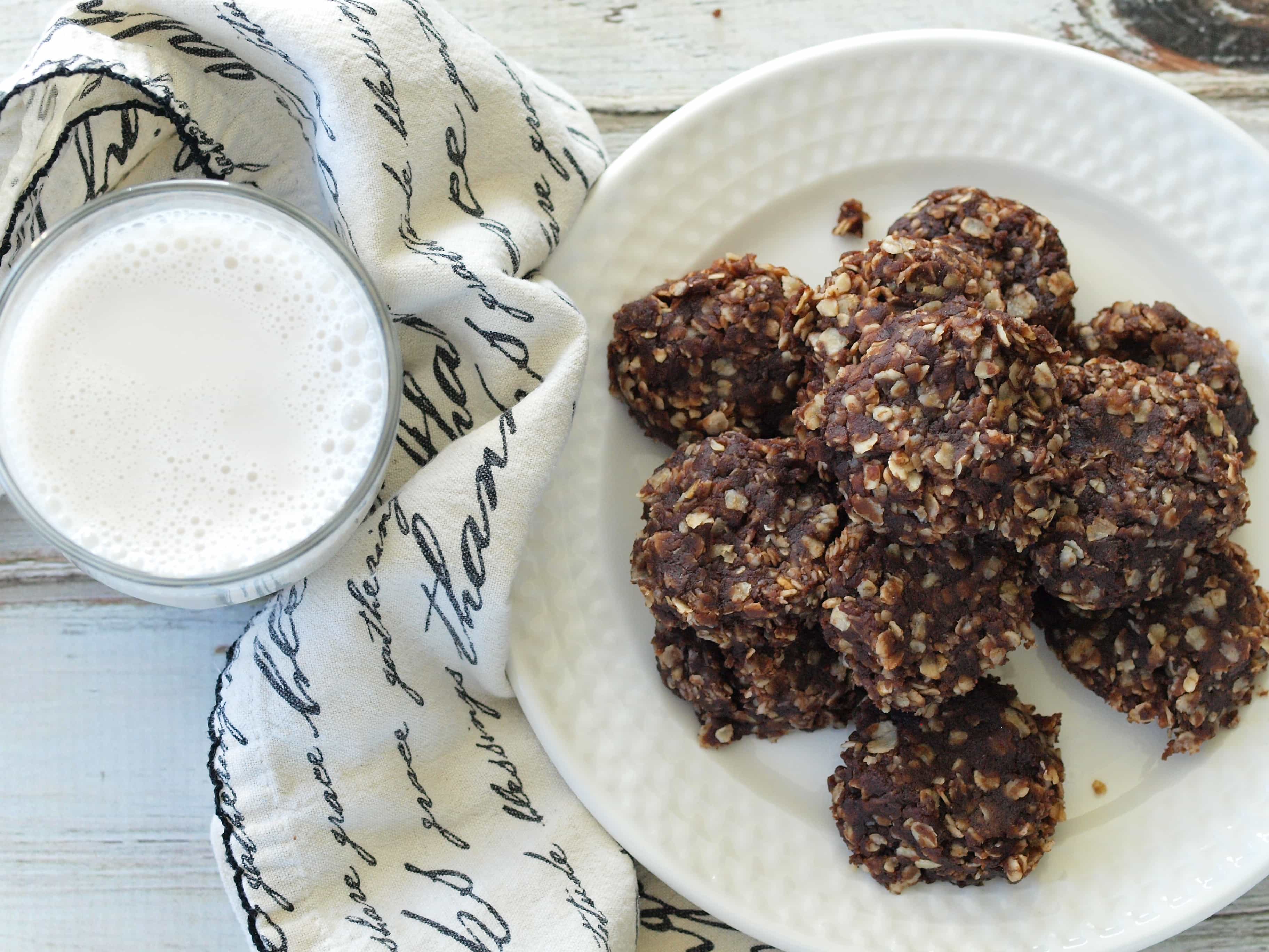 Healthy No-Bake Chocolate cookies