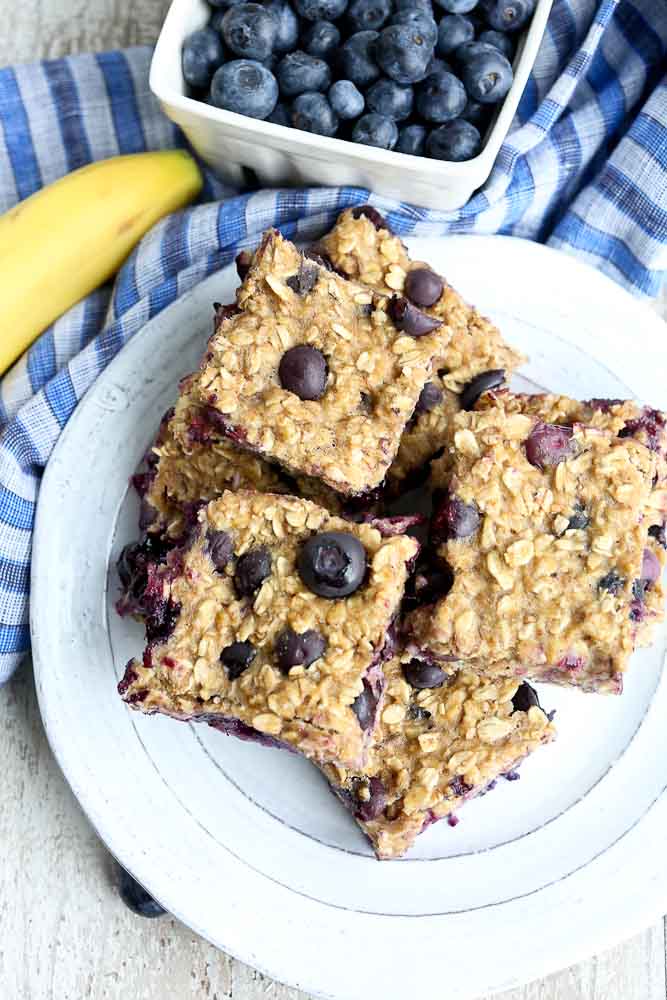 Blueberry Banana Oat Bars Recipe - Happy Healthy Mama