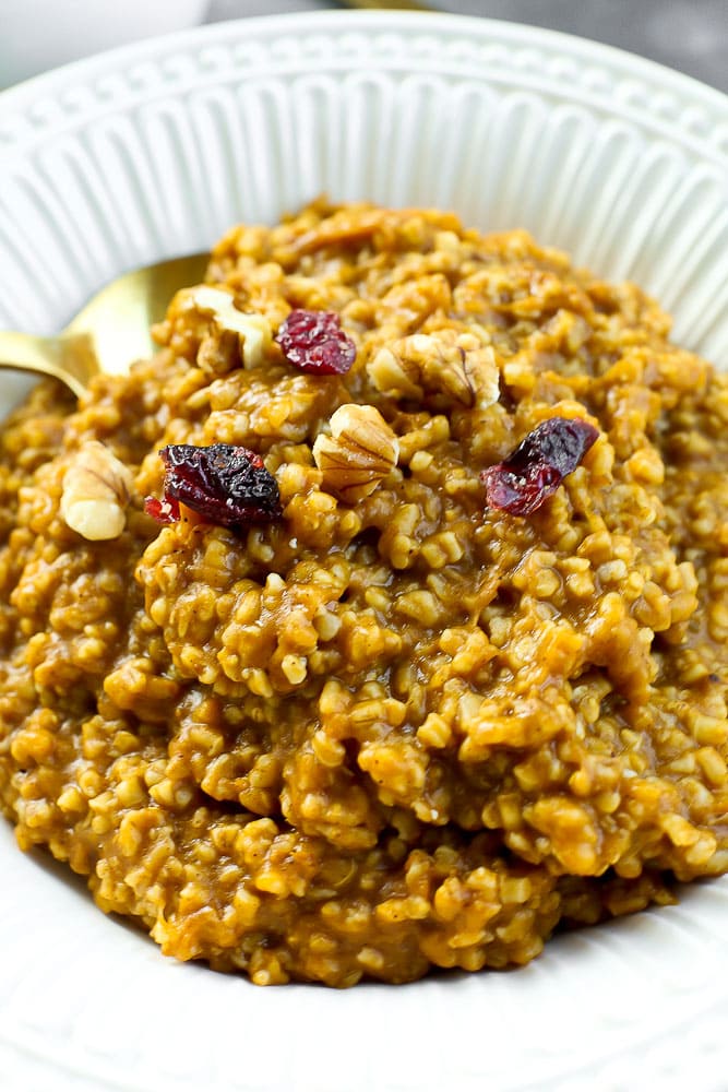 Close up picture of Pumpkin Spice Steel Cut Oatmeal recipe