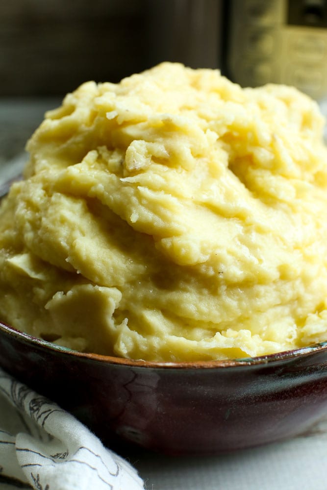 Instant Pot Mashed Potatoes recipe for Thanksgiving or christmas