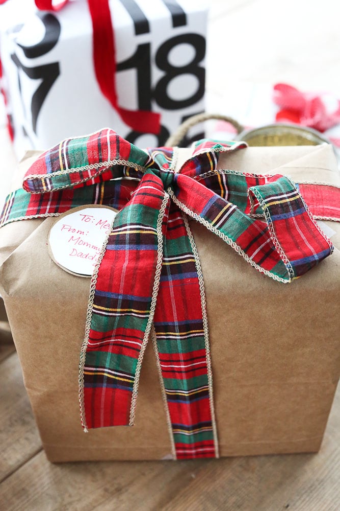 Upcycled Gift Wrapping Ideas-brown paper bag