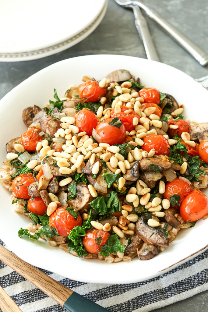 The finished recipe showing toasted pine nuts and tomatoes