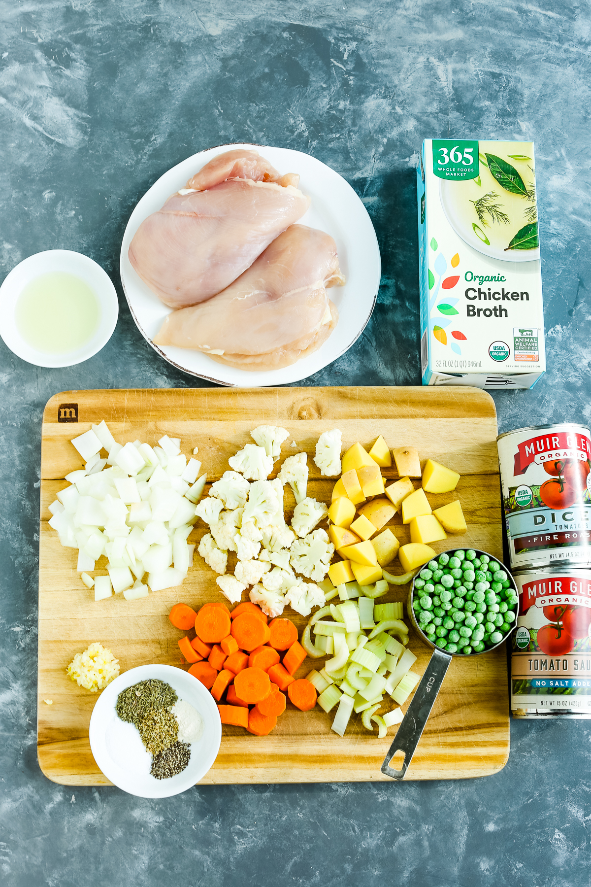 recipe ingredients fro Instant Pot chicken vegetable soup recipe
