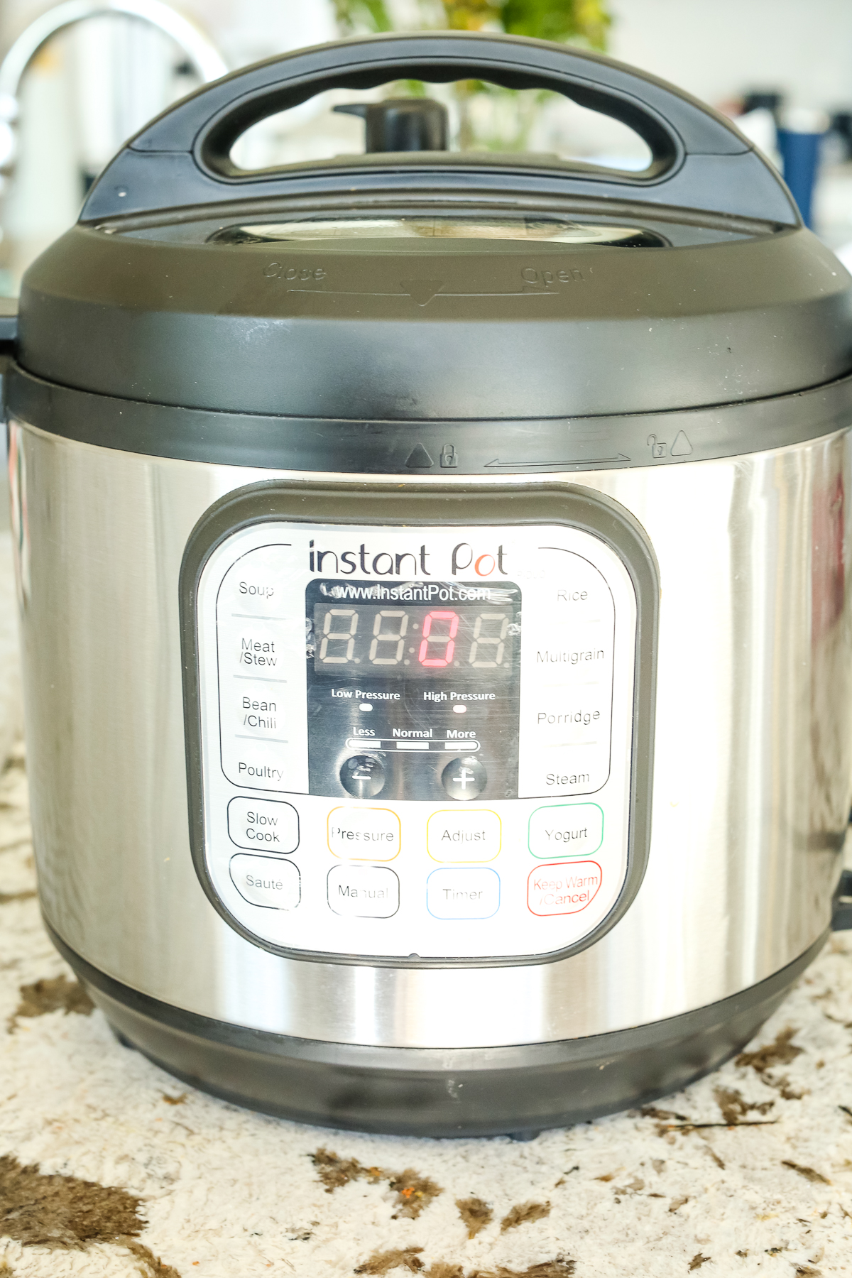 0 minutes displayed on an Instant Pot pressure cooker