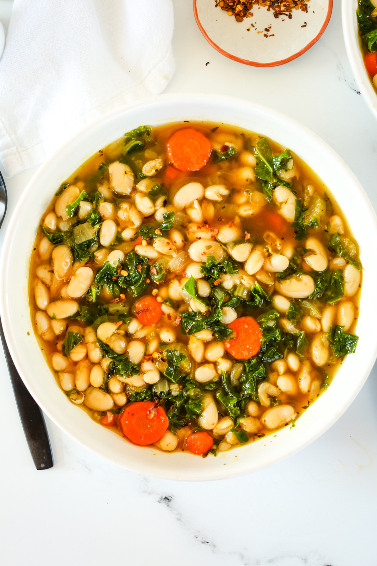 overhead shot of white beans soup