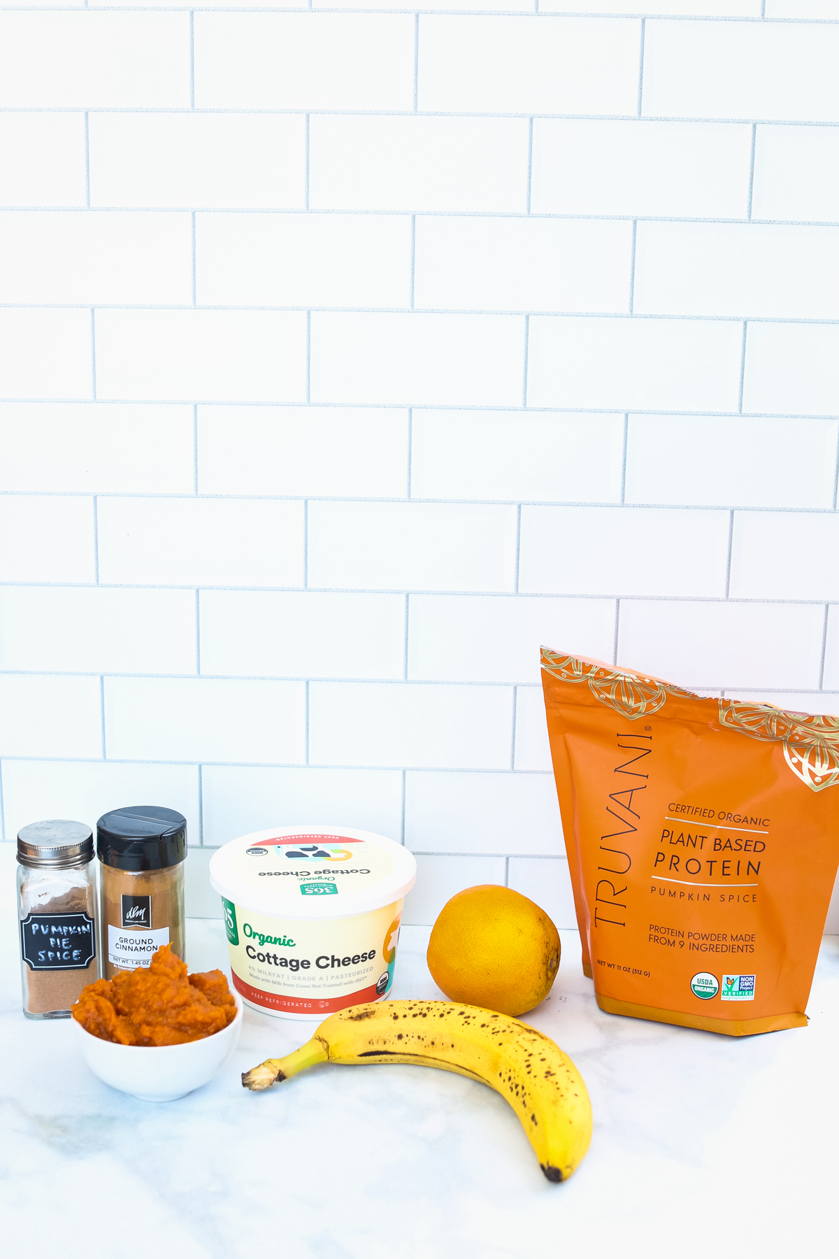 ingredients for pumpkin protein shake 